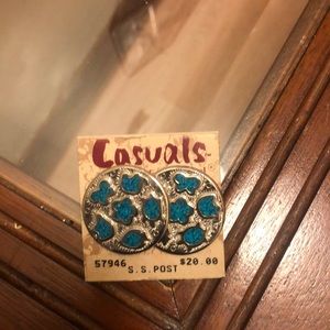 Women New NWOT pieced Ear Rings